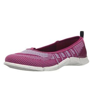 ECCO Women's Intrinsic Karma Flat